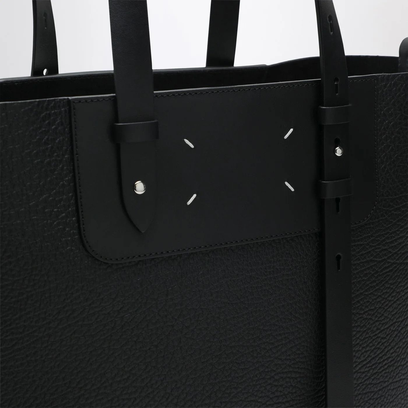 Maison Margiela o1d2blof0526 Size: OS / Shopping Bag in Black Size ONE SIZE - 6 Thumbnail
