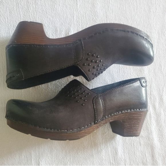 Dansko Dansko Mavis Black Rivetted Sz. 38 (7.5-8) Clogs Mules Size US 7.5 / IT 37.5 - 4 Thumbnail