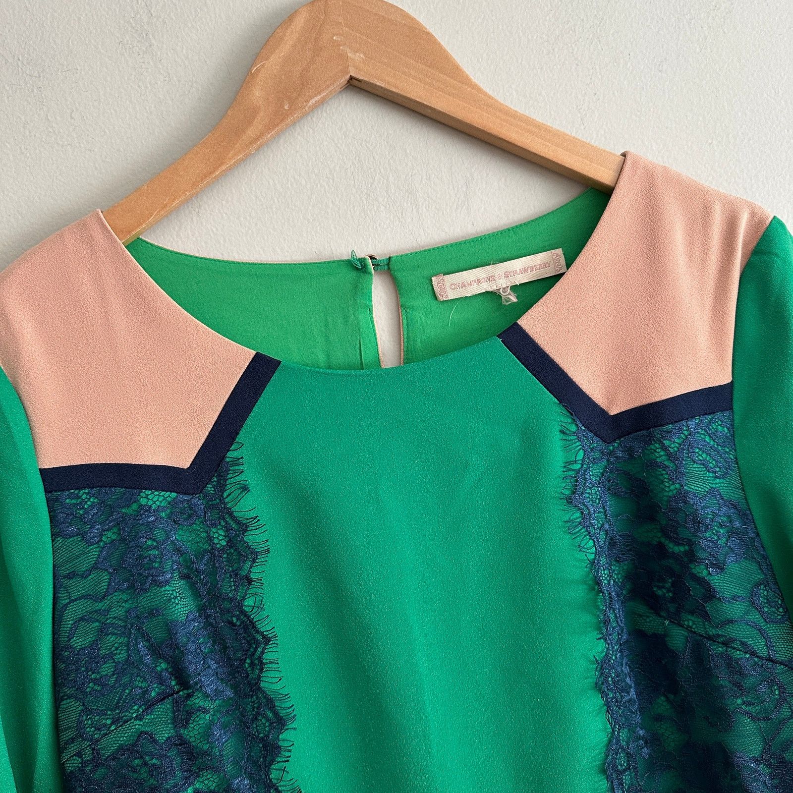 Anthropologie Anthropologie Colorblock Green Blue Lace Shift Dress S Size S / US 4 / IT 40 - 3 Thumbnail
