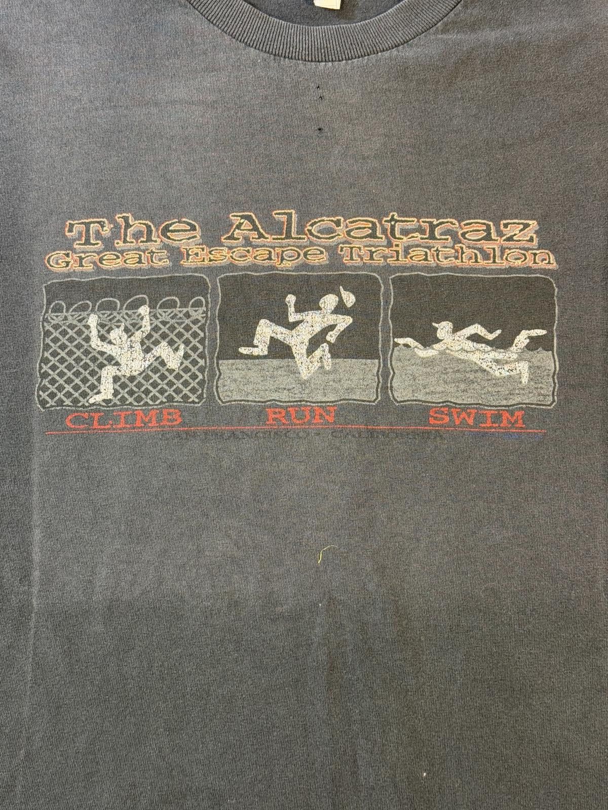 Designer San Francisco Alcatraz Prison T-shirt Great Escape Triathlon Size US XL / EU 56 / 4 - 4 Thumbnail