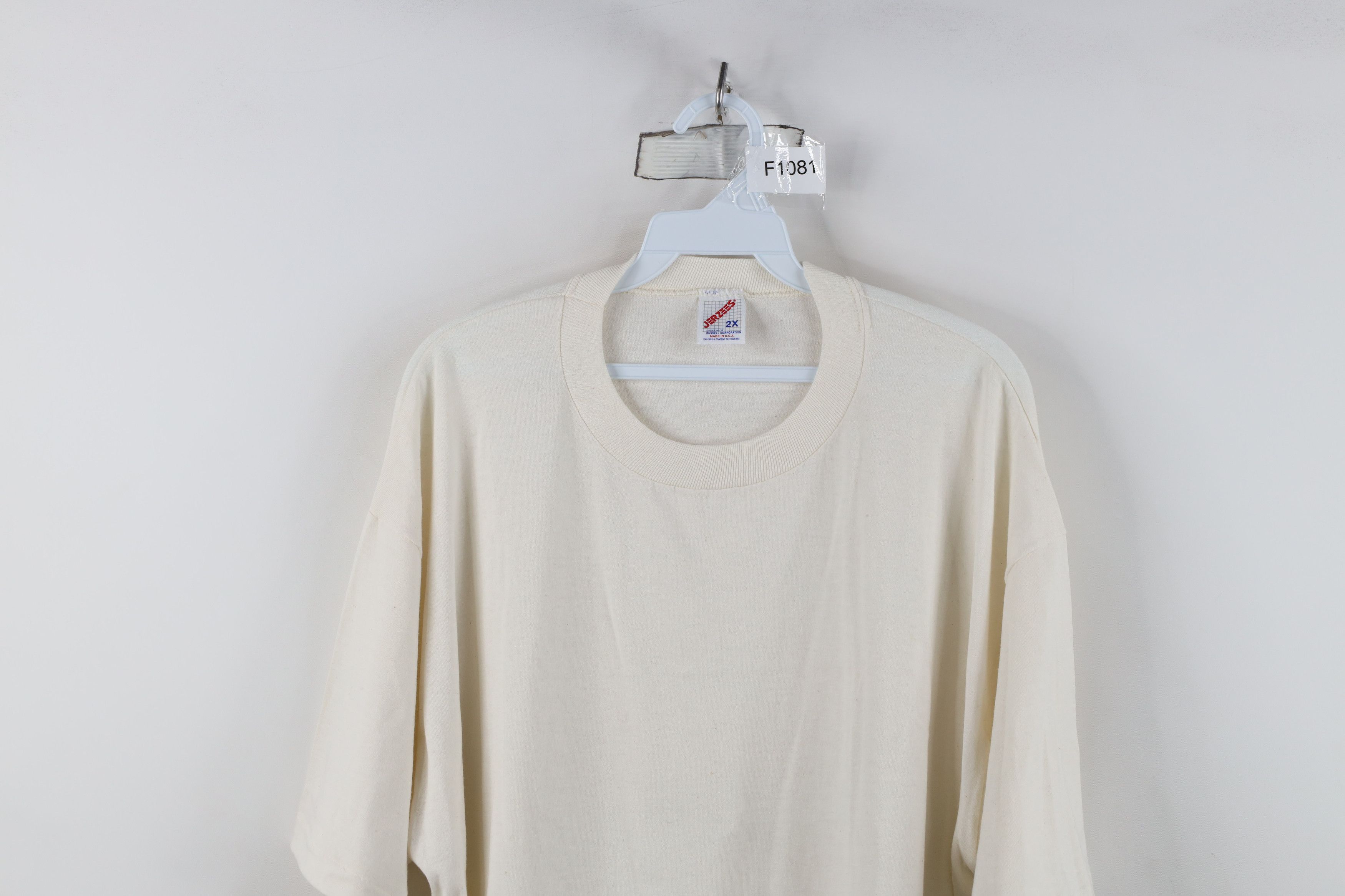 Vintage Vintage 90s Streetwear Blank Short Sleeve T-Shirt Beige USA Size US XXL / EU 58 / 5 - 2 Thumbnail