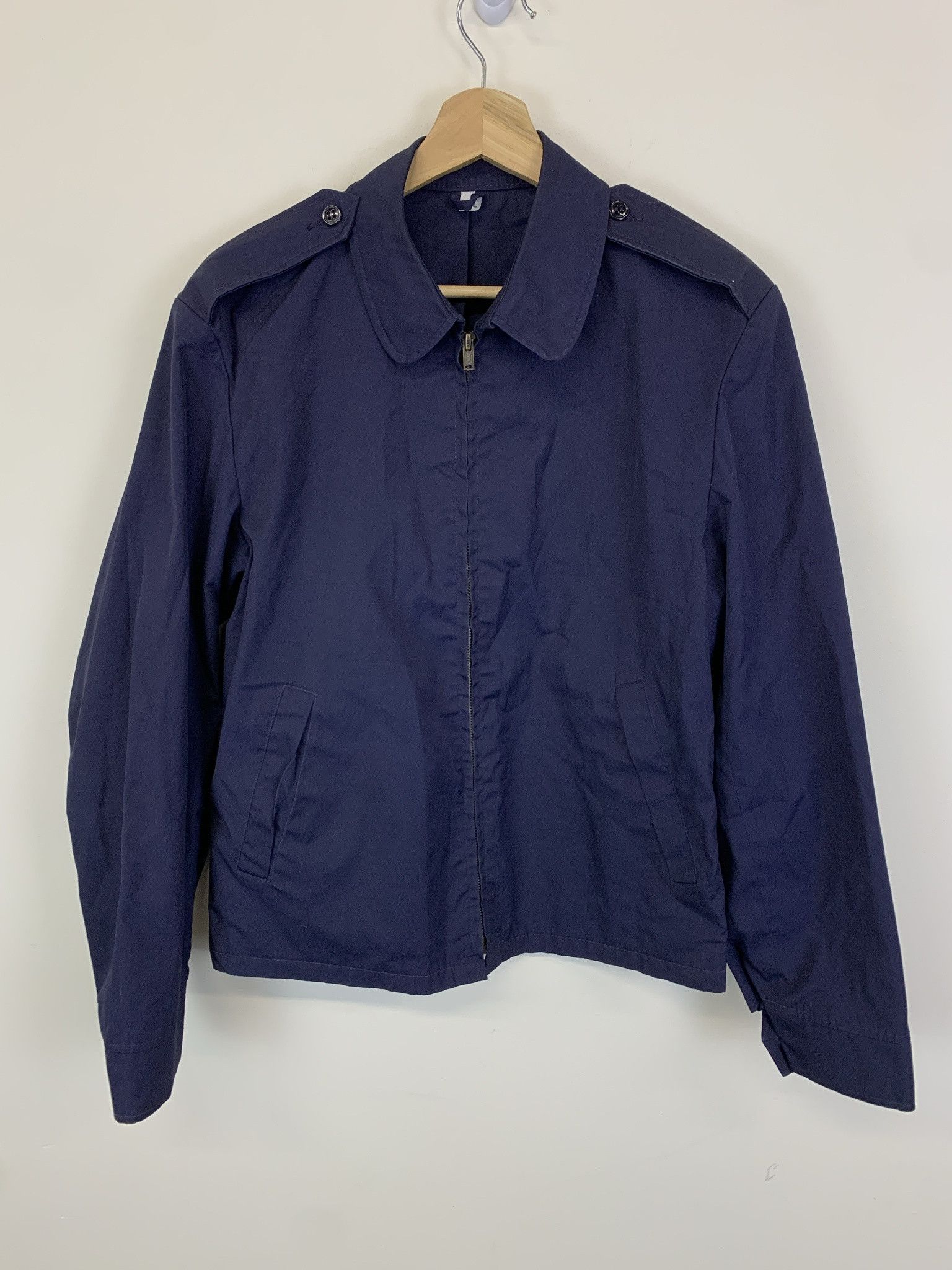 Vintage Vintage US Air Force Navy Light Shell Zip Jacket Size S (38L) Size US S / EU 44-46 / 1 - 1 Thumbnail