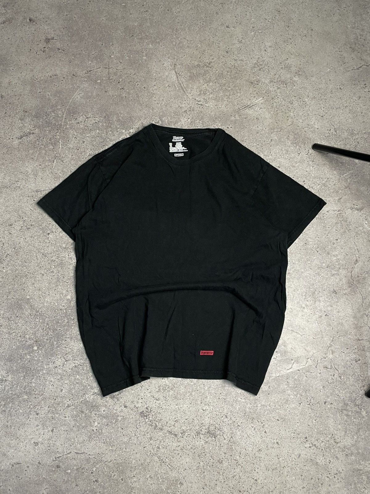 Supreme Hanes X Supreme basic t-shirt Size US M / EU 48-50 / 2 - 1 Thumbnail