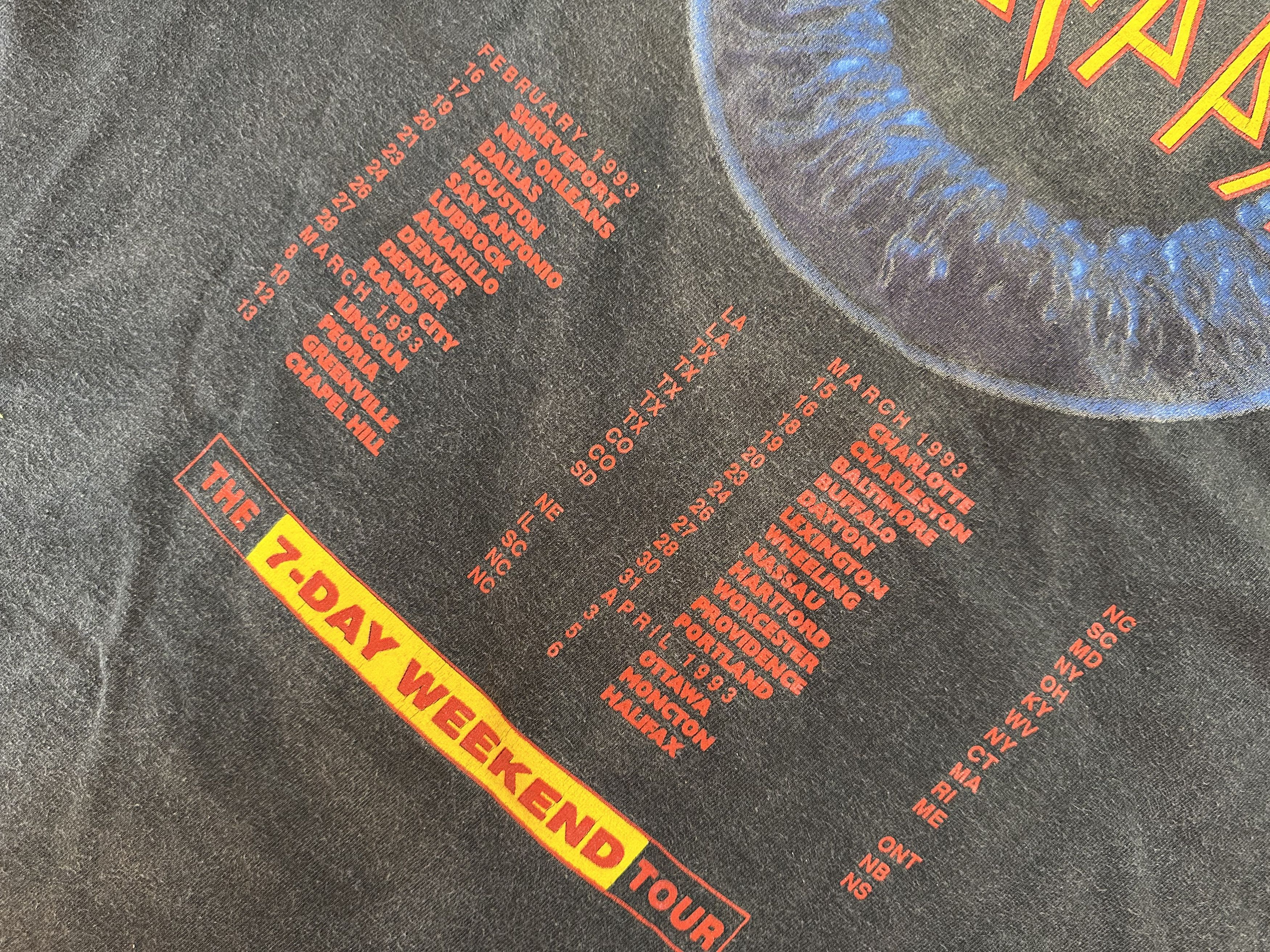 Band Tees Vintage 90s Def Leppard 1992 “7-Day Weekend Tour” Rock Tee Size US L / EU 52-54 / 3 - 8 Thumbnail