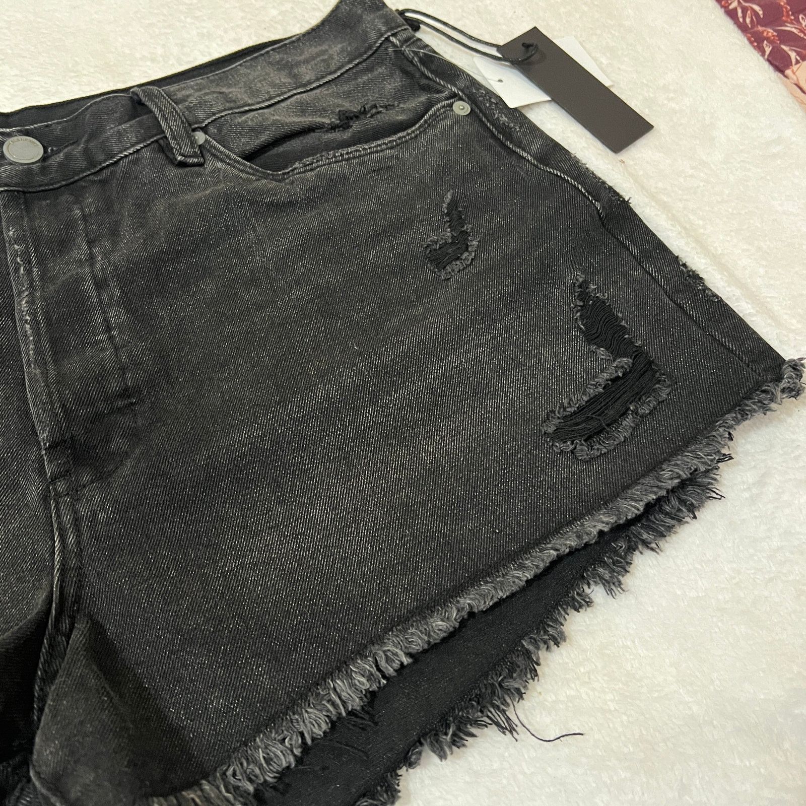 BLANKNYC Washed Black Button Front Distressed Hem High Rise Shorts Size 32" / US 10 / IT 46 - 15 Thumbnail