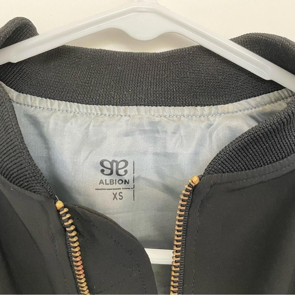 Designer Albion Fit Women’s Black w/Gold Zipper Bomber Jacket XS Size XS / US 0-2 / IT 36-38 - 5 Thumbnail