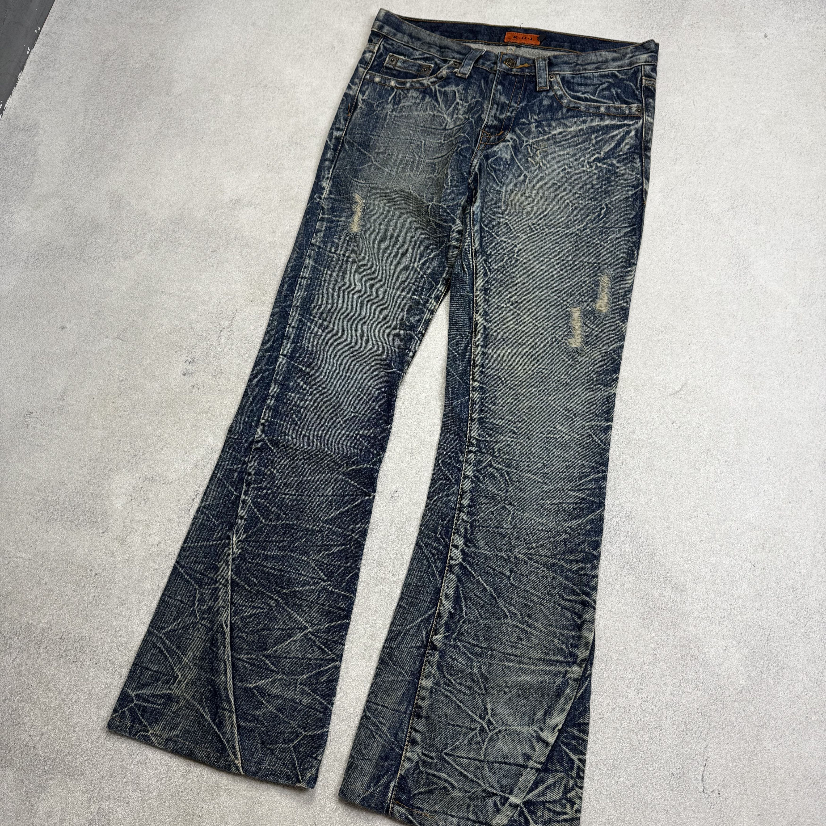 Japanese Brand KUI Distressed Whiskers Flare Jeans Size US 30 / EU 46 - 2 Thumbnail