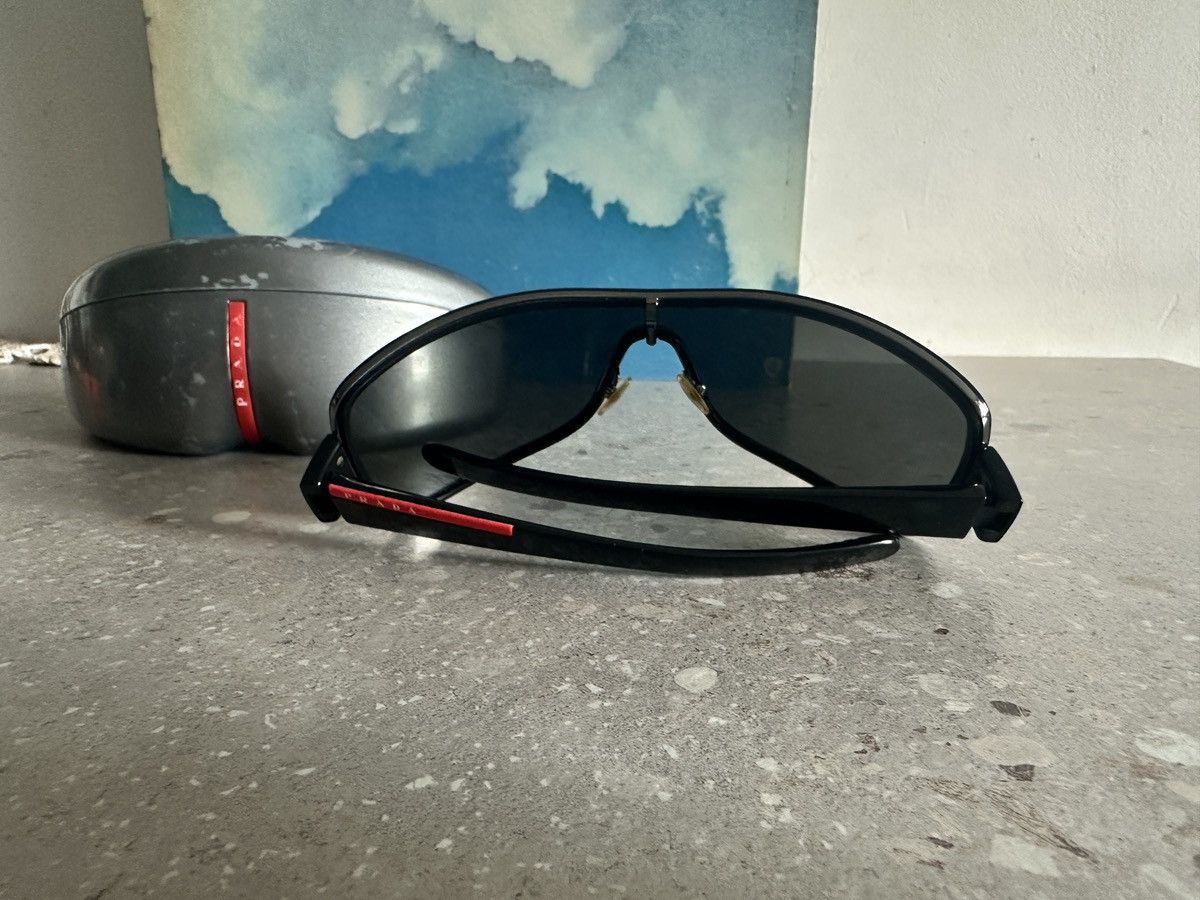 Prada Prada vintage sunglasses in perfect condition made in Italy Size ONE SIZE - 14 Thumbnail