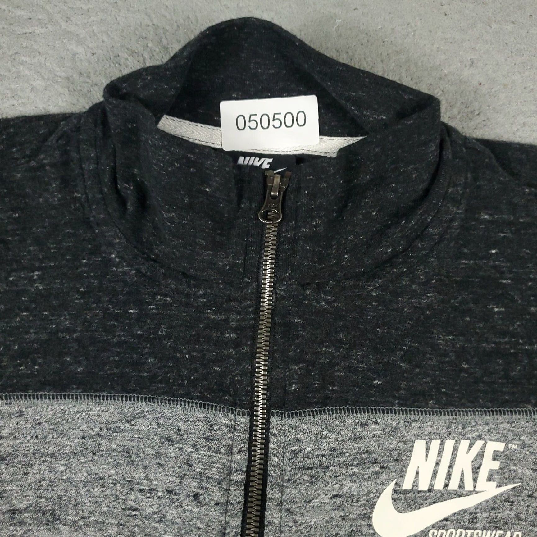 Nike Nike Jacket Womens Large Black Gray Casual Full Zip Up Track Ladies Jacket Size L / US 10 / IT 46 - 2 Thumbnail