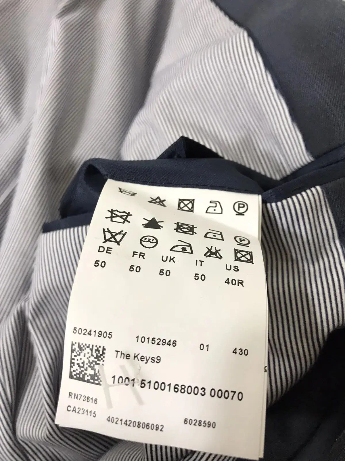 Designer × Hugo Boss Hugo Boss luxury men’s blazer Size 40R - 5 Thumbnail