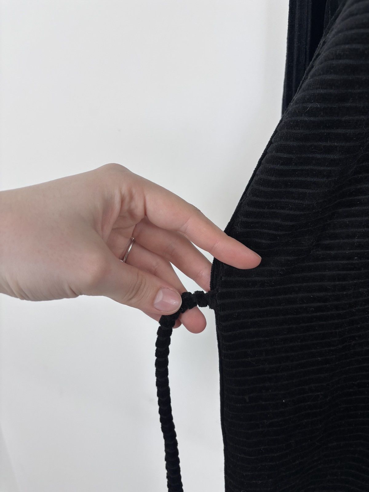 Gudrun Sjoden Gudrun Sjoden Women’s Black Velour Knit Cardigan Sweater Size M / US 6-8 / IT 42-44 - 14 Thumbnail