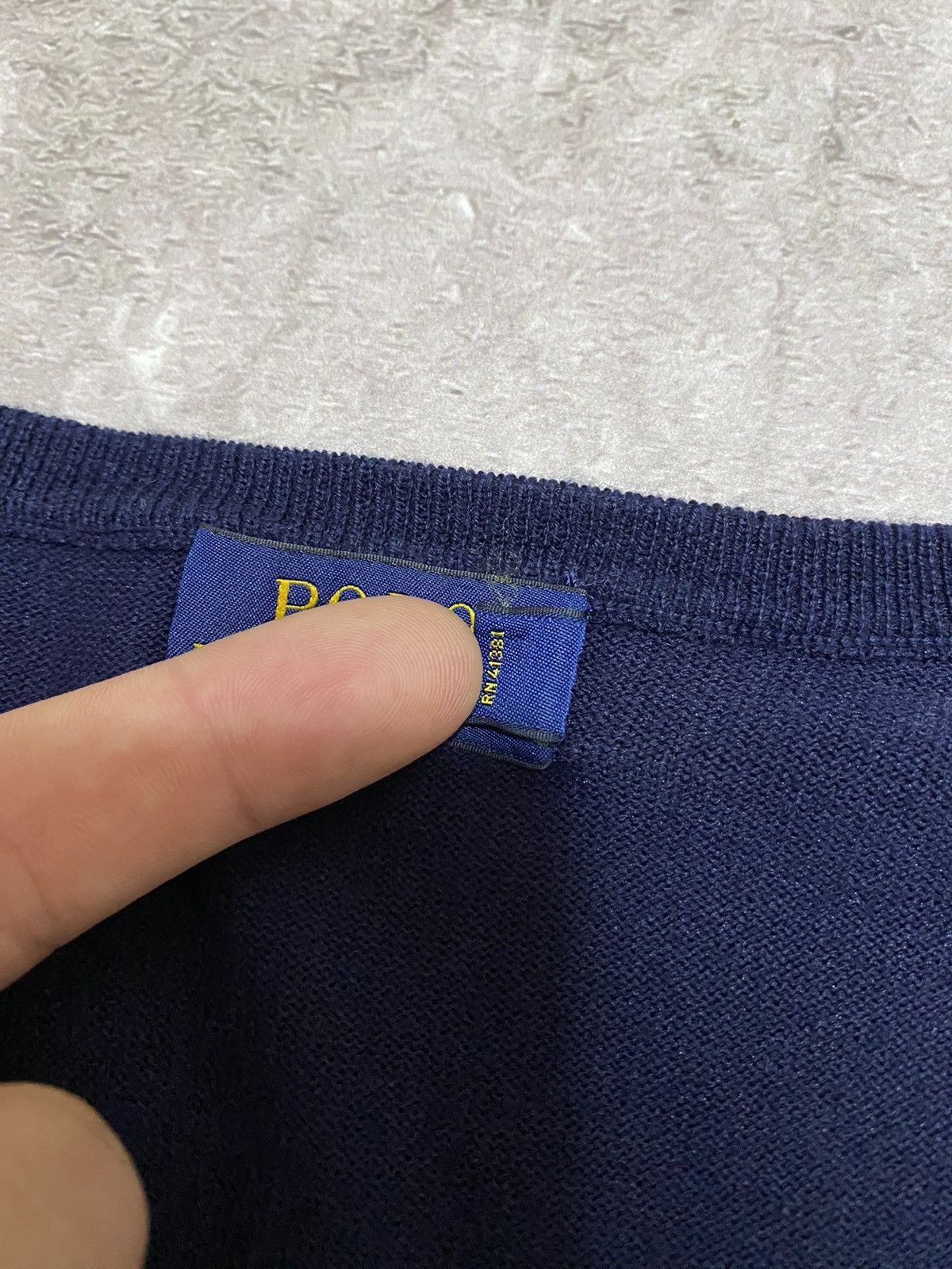 Polo Ralph Lauren Rare Y2K Polo Ralph Lauren V-Neck Nylon Sweater Retro Hype Size M / US 6-8 / IT 42-44 - 7 Thumbnail