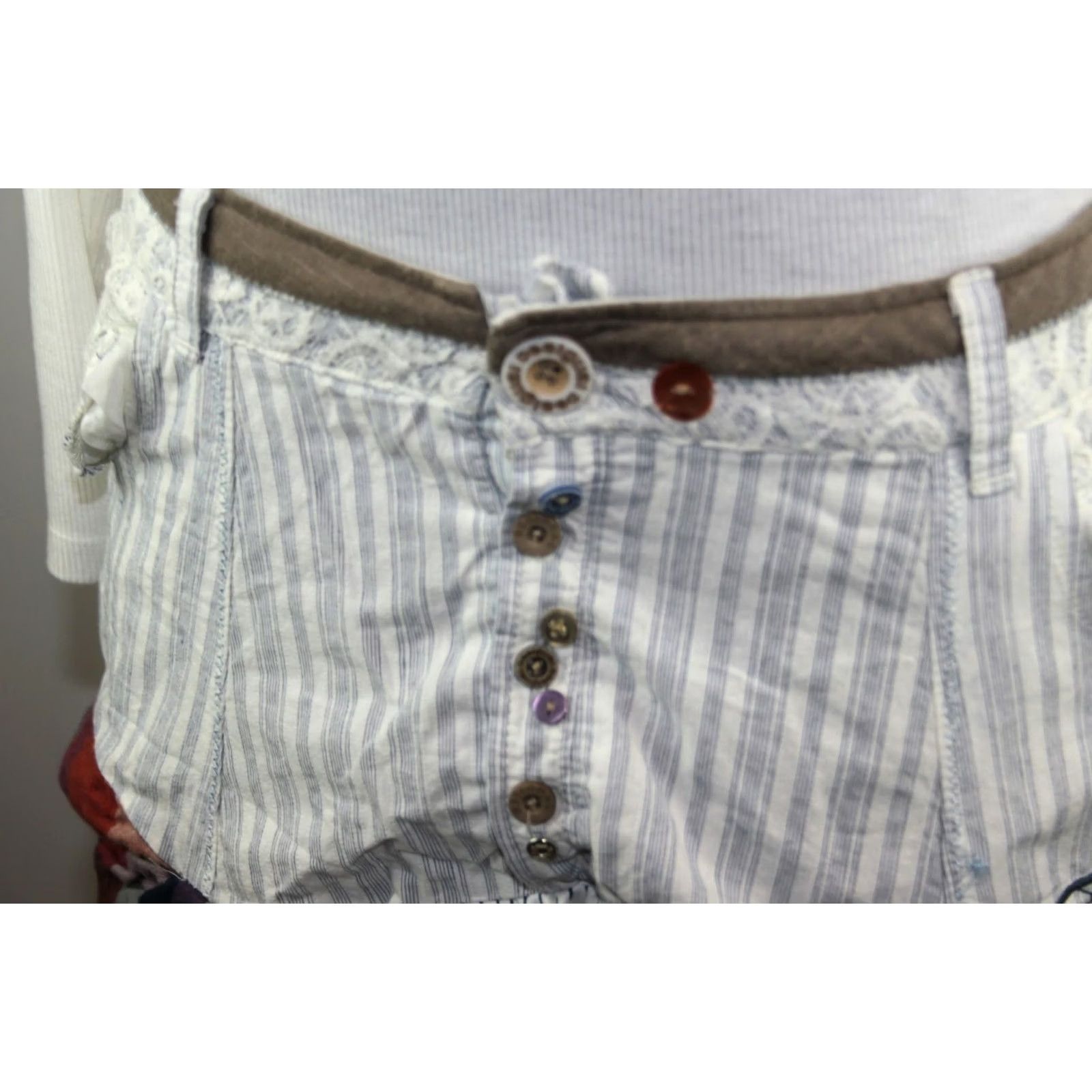 Desigual Desigual womens mini skirt Size 38 Multicoloured A-Line Cotton Size 26" / US 2 / IT 38 - 3 Thumbnail