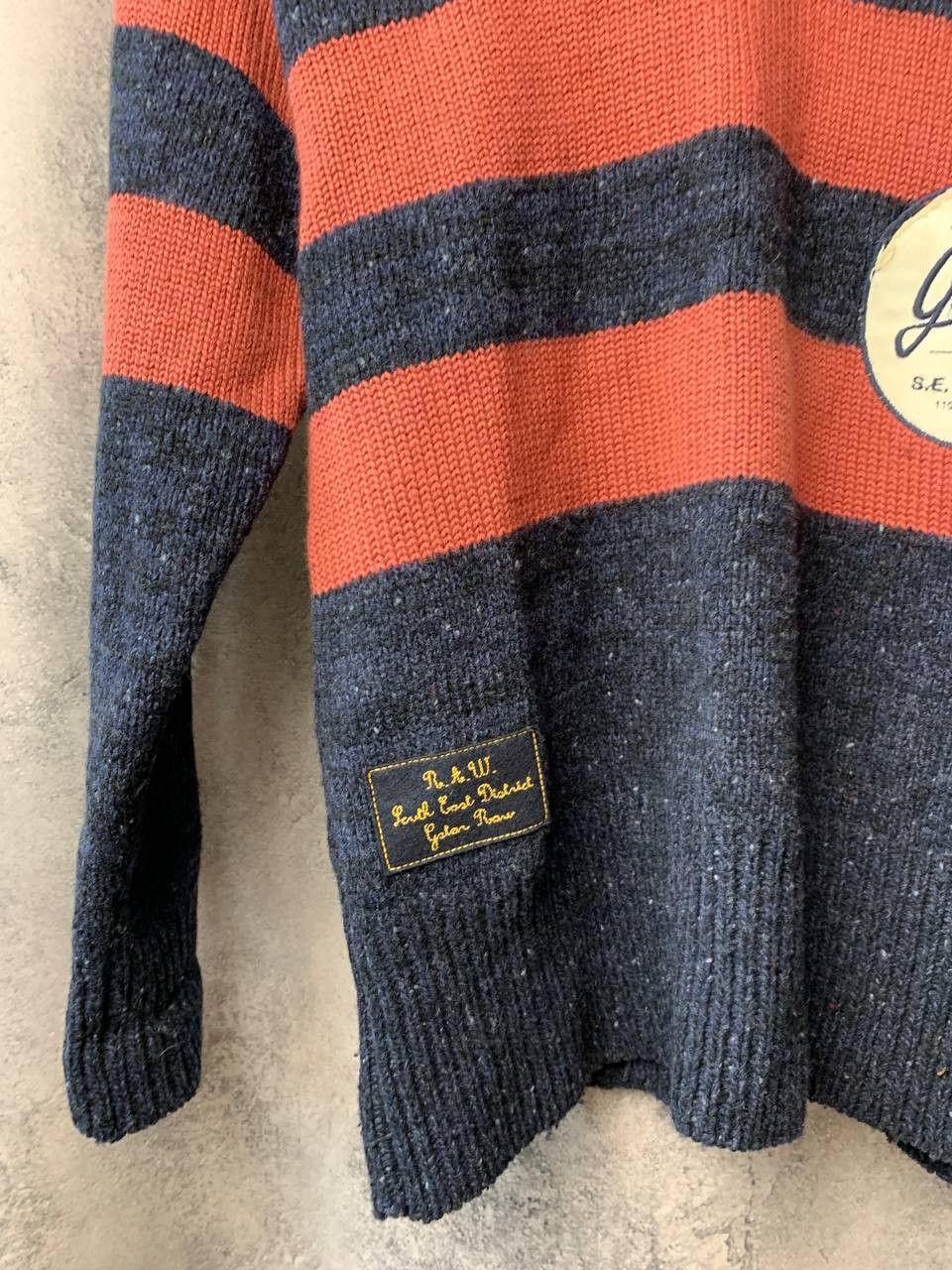G-Star G-Star Raw Striped Wool V-Neck Sweater size M Size US M / EU 48-50 / 2 - 7 Thumbnail