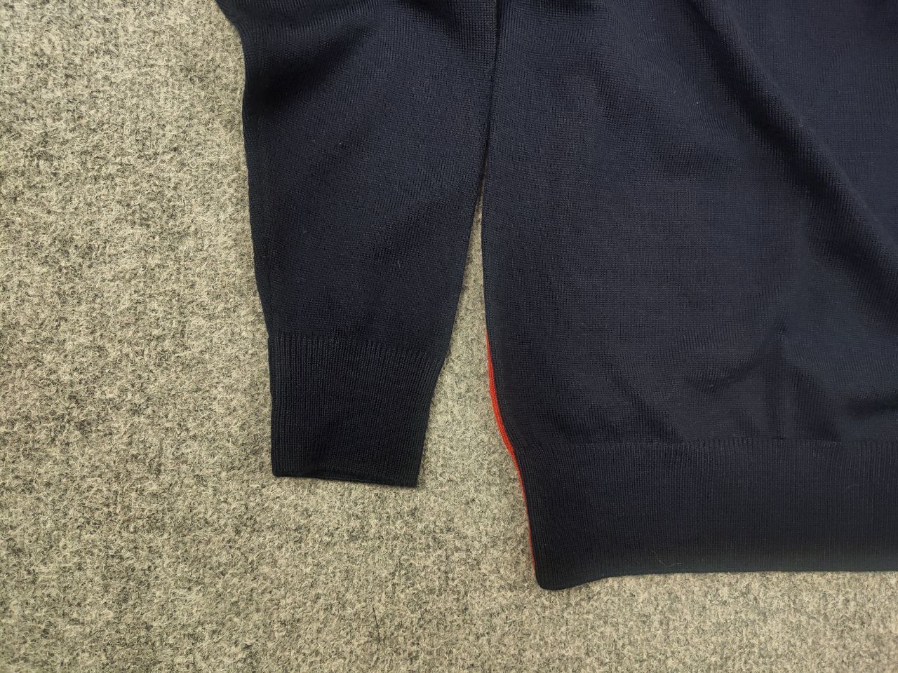 Maison Kitsune Maison Kitsuné Design Pullover Merino wool color sweater Size US L / EU 52-54 / 3 - 5 Thumbnail