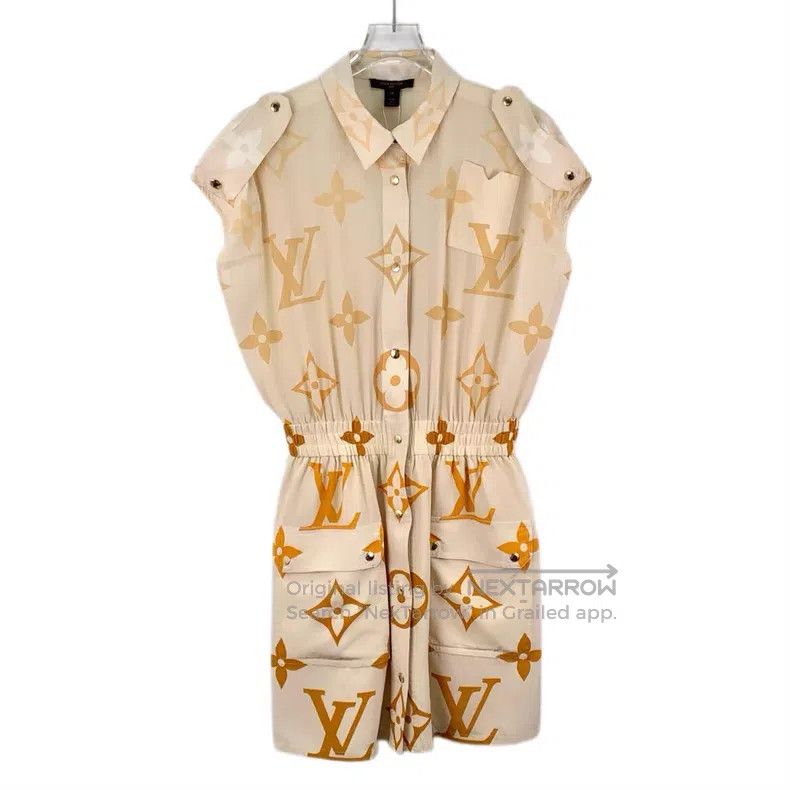 Louis Vuitton Louis Vuitton Orange gradient logo presbyopic full print m Size XS / US 0-2 / IT 36-38 - 1 Thumbnail