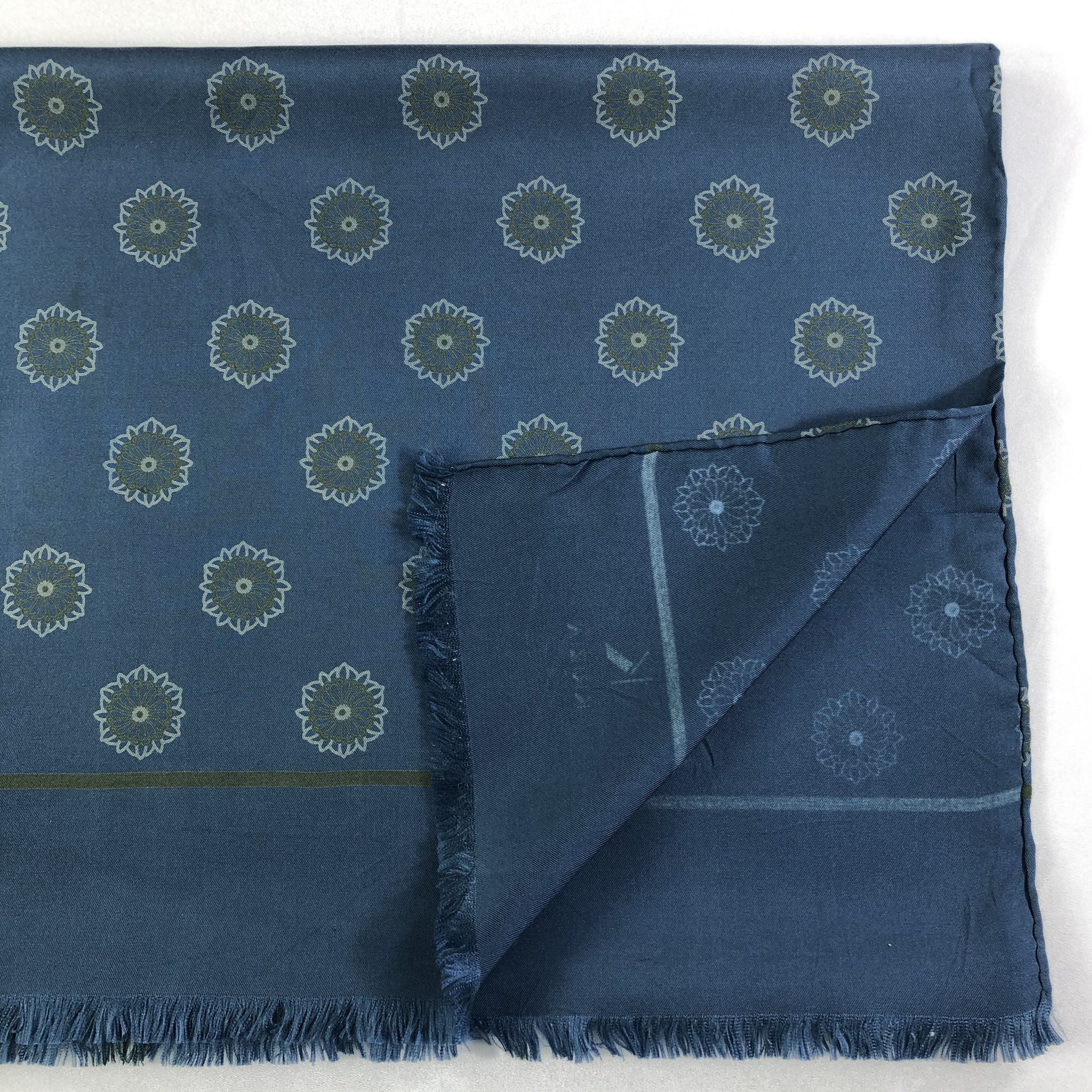 Krizia Uomo × Vintage Vintage Krizia Uomo Silk Scarf Size ONE SIZE - 5 Thumbnail