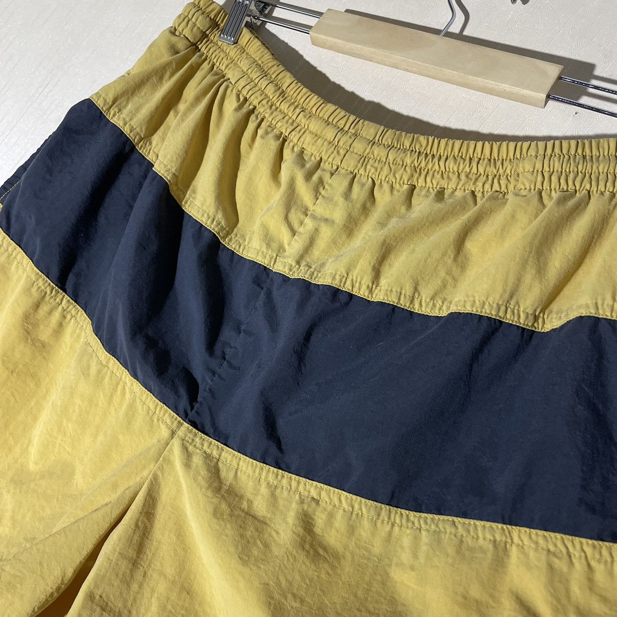 Nike × Vintage Nike vintage shorts 90s Size US 34 / EU 50 - 8 Thumbnail