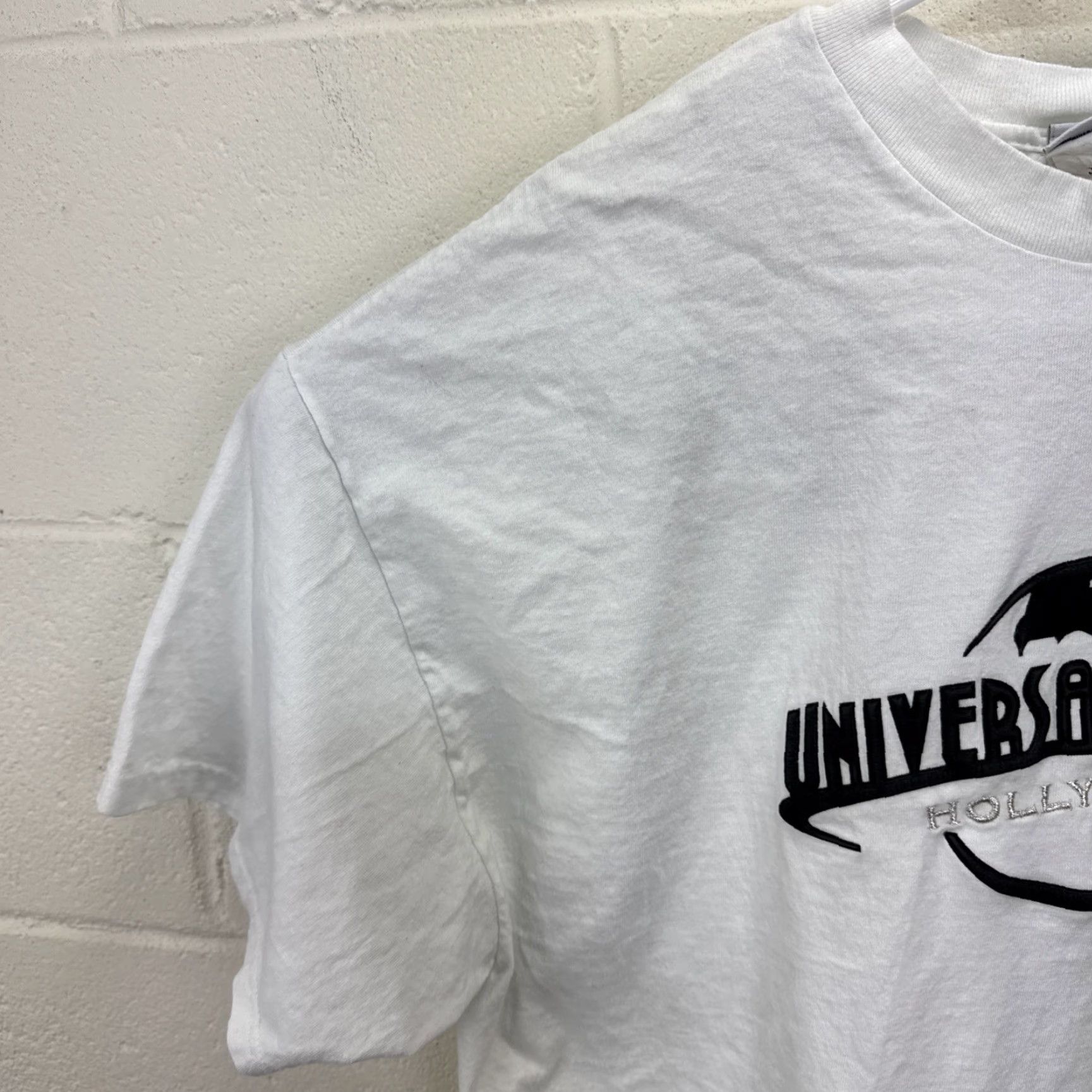 Vintage VINTAGE Universal Studios Orlando Florida USA Embroidered T Shirt Mens XL White Size US XL / EU 56 / 4 - 6 Thumbnail