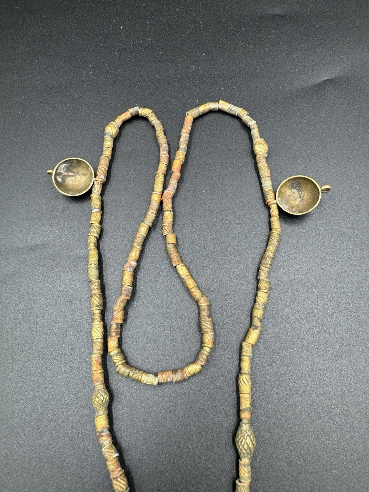 The Unbranded Brand Tuareg Bronze Bead Necklace w/ "de la" Coin Bull Amulet Rare Size ONE SIZE - 7 Thumbnail