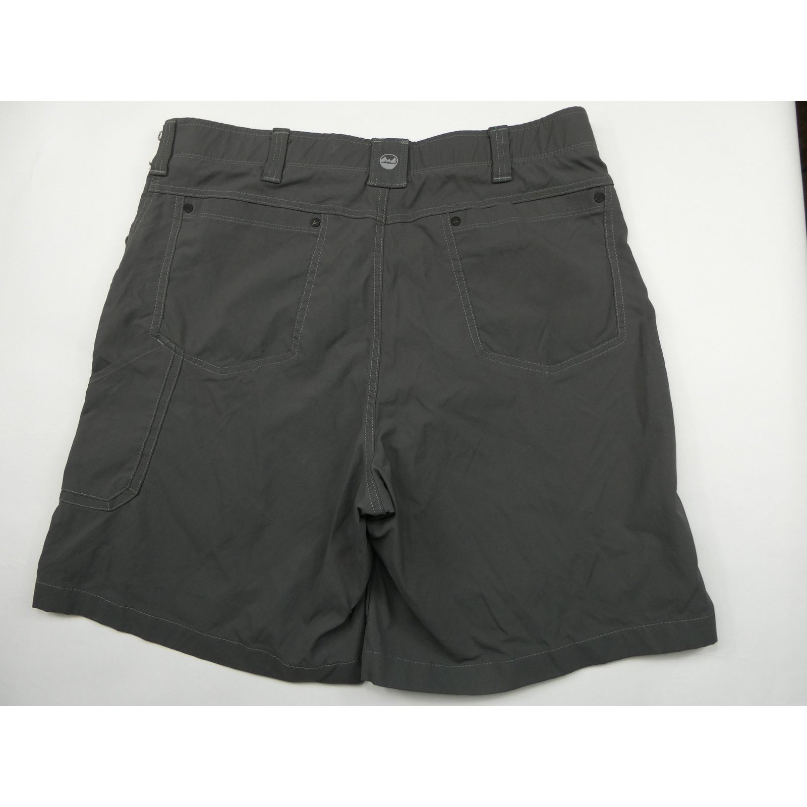 Wrangler Wrangler flex 9" side zip shorts, comfort waistband, size 38 Size US 38 / EU 54 - 3 Thumbnail