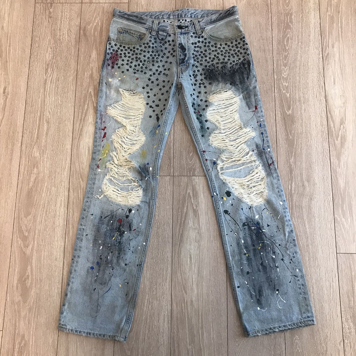 Number (N)ine Number (N)ine 06SS “Guns/Rose” Paint-Splatter Studded Denim Size US 28 / EU 44 - 2 Thumbnail