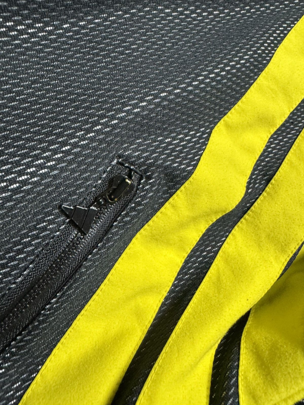 Adidas Adidas Vintage 90’s Nylon Track Suit Jacket And Pants Y2K Size US L / EU 52-54 / 3 - 6 Thumbnail
