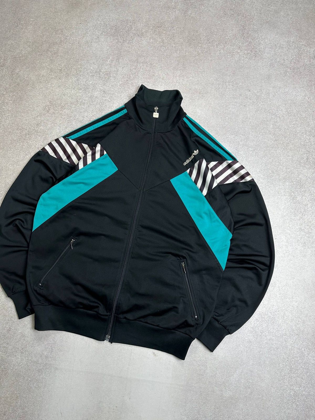 Adidas Vintage Adidas Made In Hong Kong Avantgarde Firebird Jacket Size US M / EU 48-50 / 2 - 2 Thumbnail