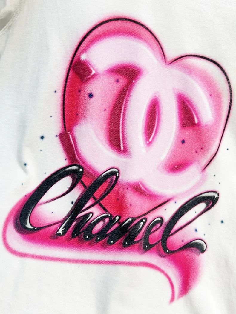 Chanel Chanel 23N White Love Logo Short-Sleeved T-shirt Size S / US 4 / IT 40 - 6 Thumbnail