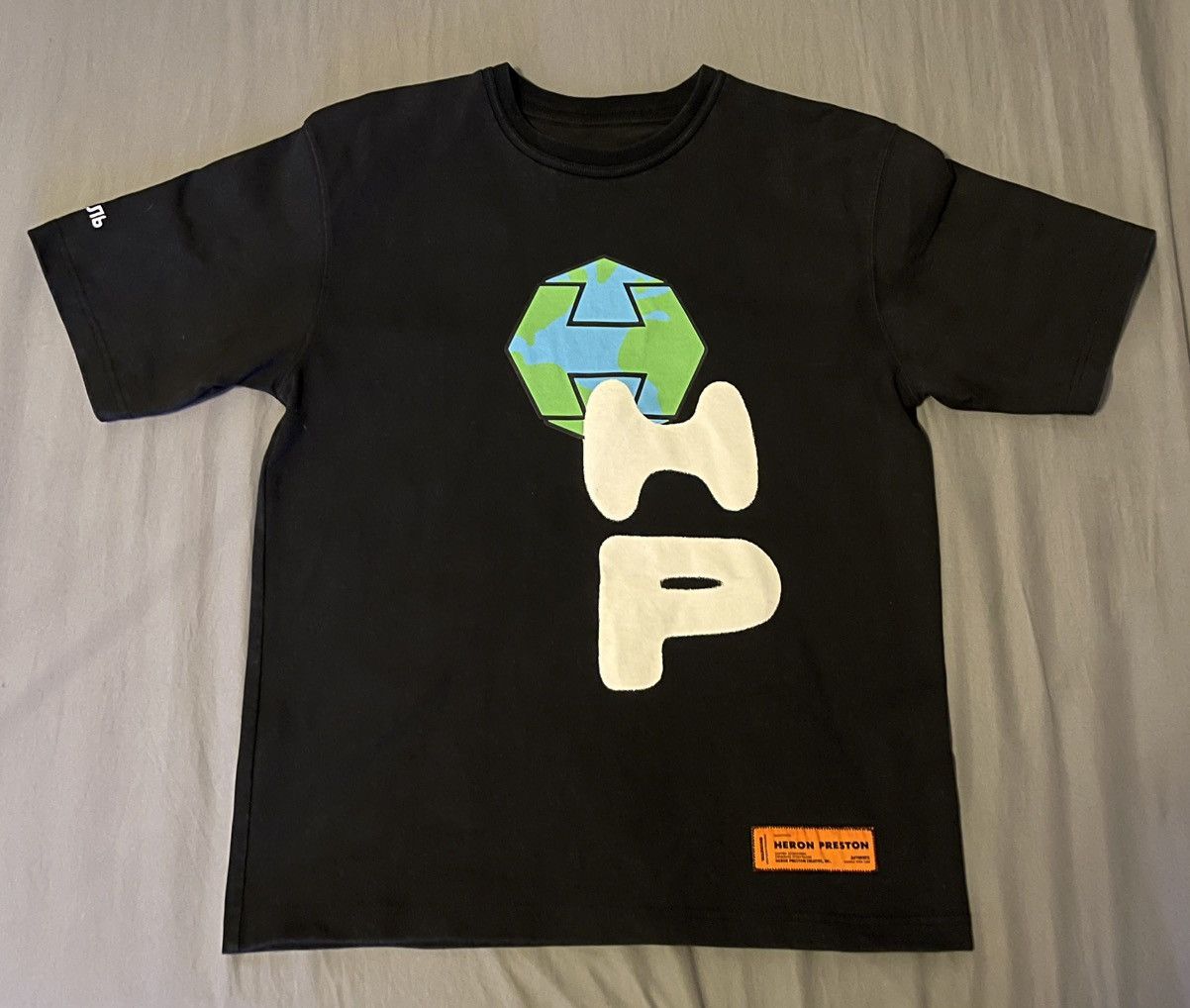 Heron Preston Heron Preston Spray Globe T-Shirt Size US XS / EU 42 / 0 - 1 Thumbnail