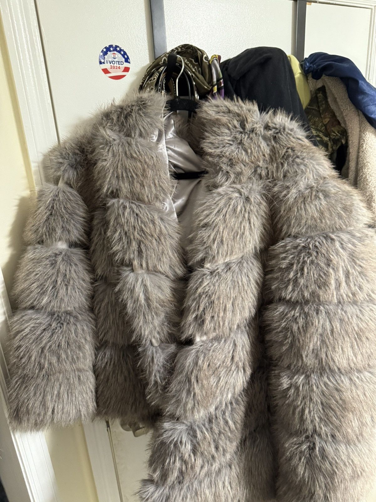 APPARIS Vintage fur hooded coat Size M / US 6-8 / IT 42-44 - 1 Thumbnail