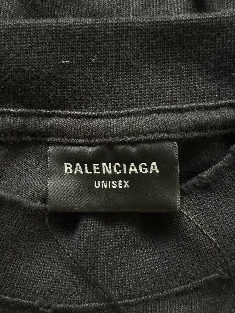 Balenciaga Balenciaga Mud dyed old Manchester United short sleeve T b Size US S / EU 44-46 / 1 - 3 Thumbnail