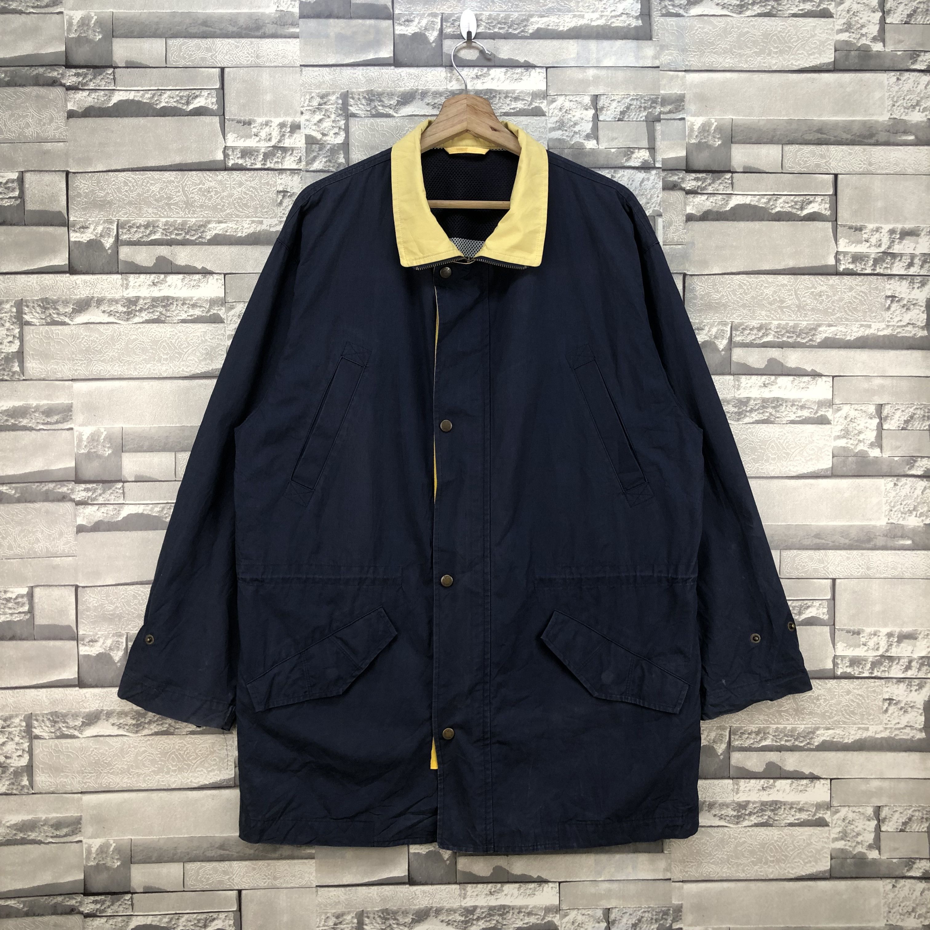 Burberry Vintage Burberry Of London Light Jacket Size L / US 10 / IT 46 - 2 Thumbnail