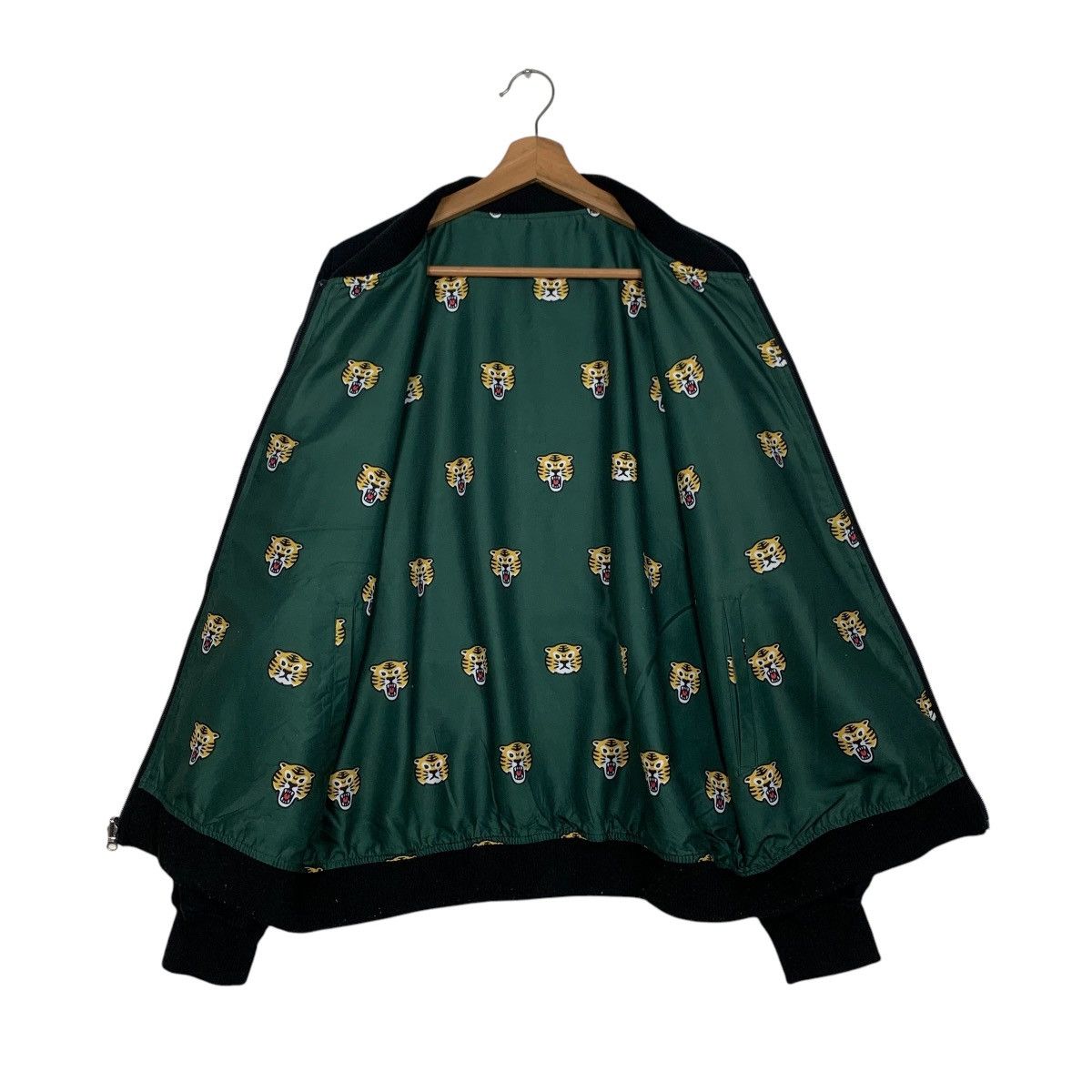 Japanese Brand GRANIPH Tiger Face Reversible Bomber Jacket #2757-C124 Size US M / EU 48-50 / 2 - 13 Thumbnail