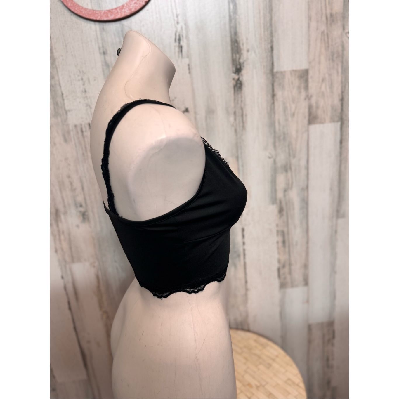 Other Romwe Black Lace Trim Crop Cami Top – Size S (US 4) Size S / US 4 / IT 40 - 6 Thumbnail