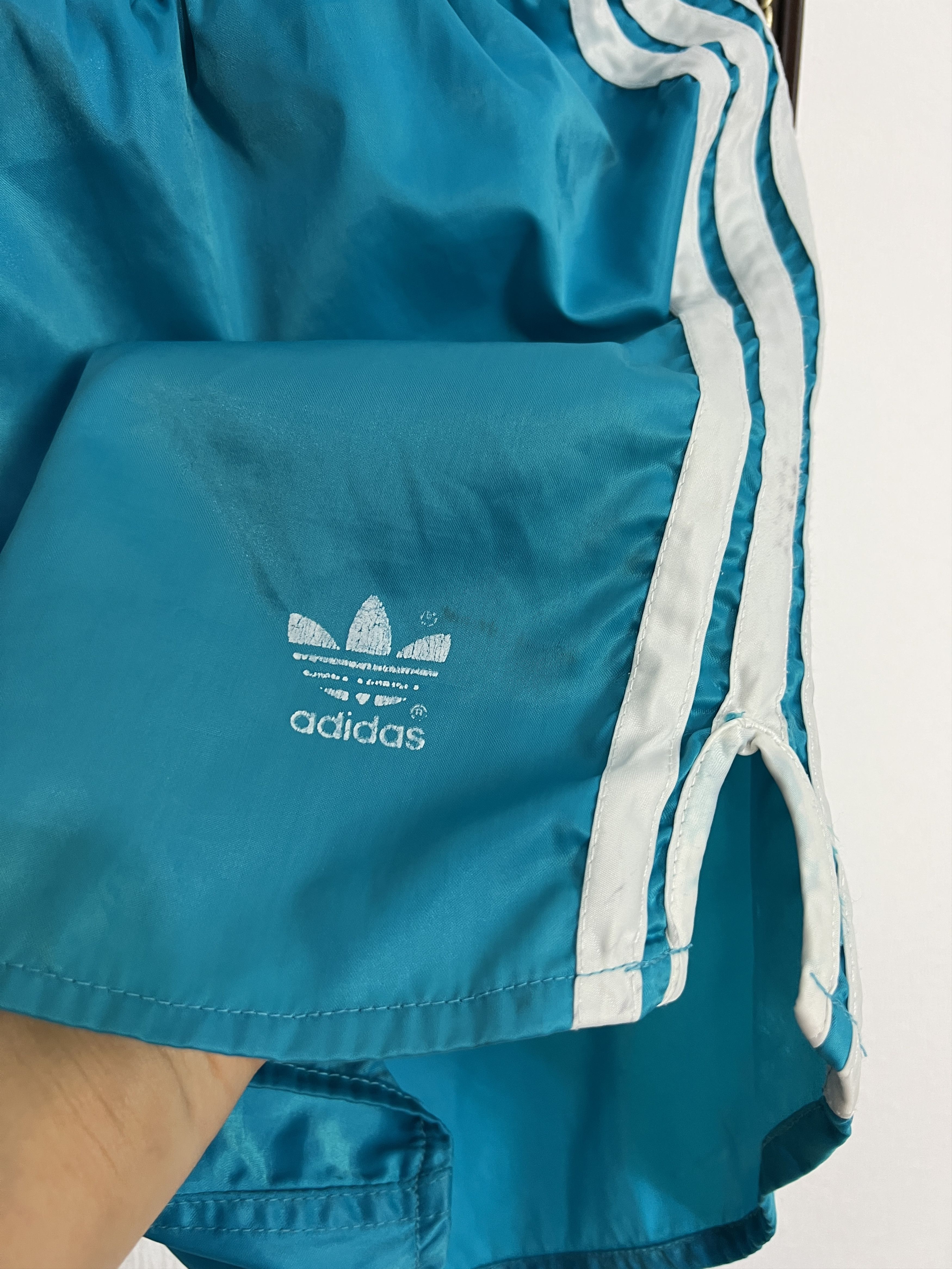 Adidas Vintage 90's Adidas Blue Nylon Shorts Run Mens Athletic Sz L Size US 34 / EU 50 - 3 Thumbnail