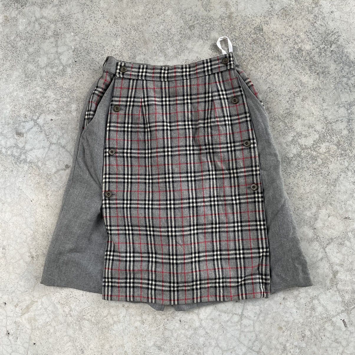 image of Vintage Burberrys Pants Skirt in Grey, Men's (Size 26)