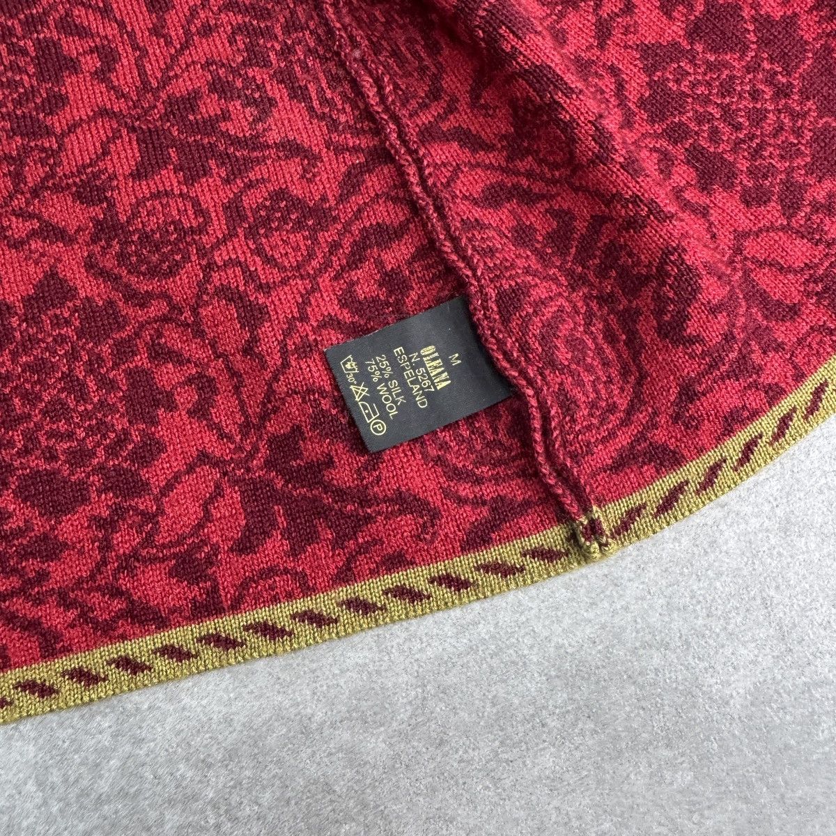 Vintage Vintage Oleana Wool Floral Women Button Cardigan Sweater Size M / US 6-8 / IT 42-44 - 14 Thumbnail
