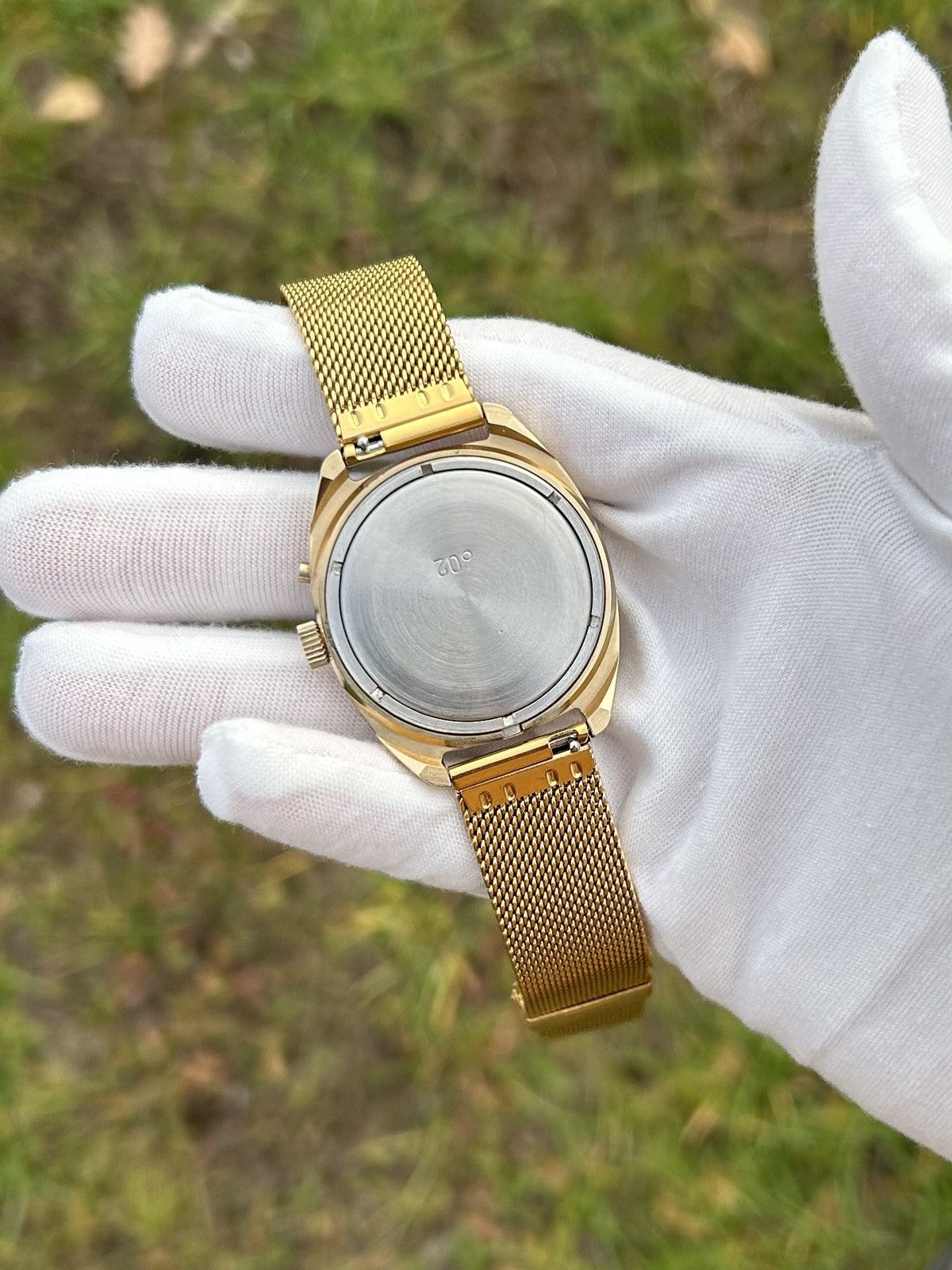 Vintage Vintage Watch Slava Mechanical Made in USSR Authentic 1980s Size ONE SIZE - 23 Thumbnail