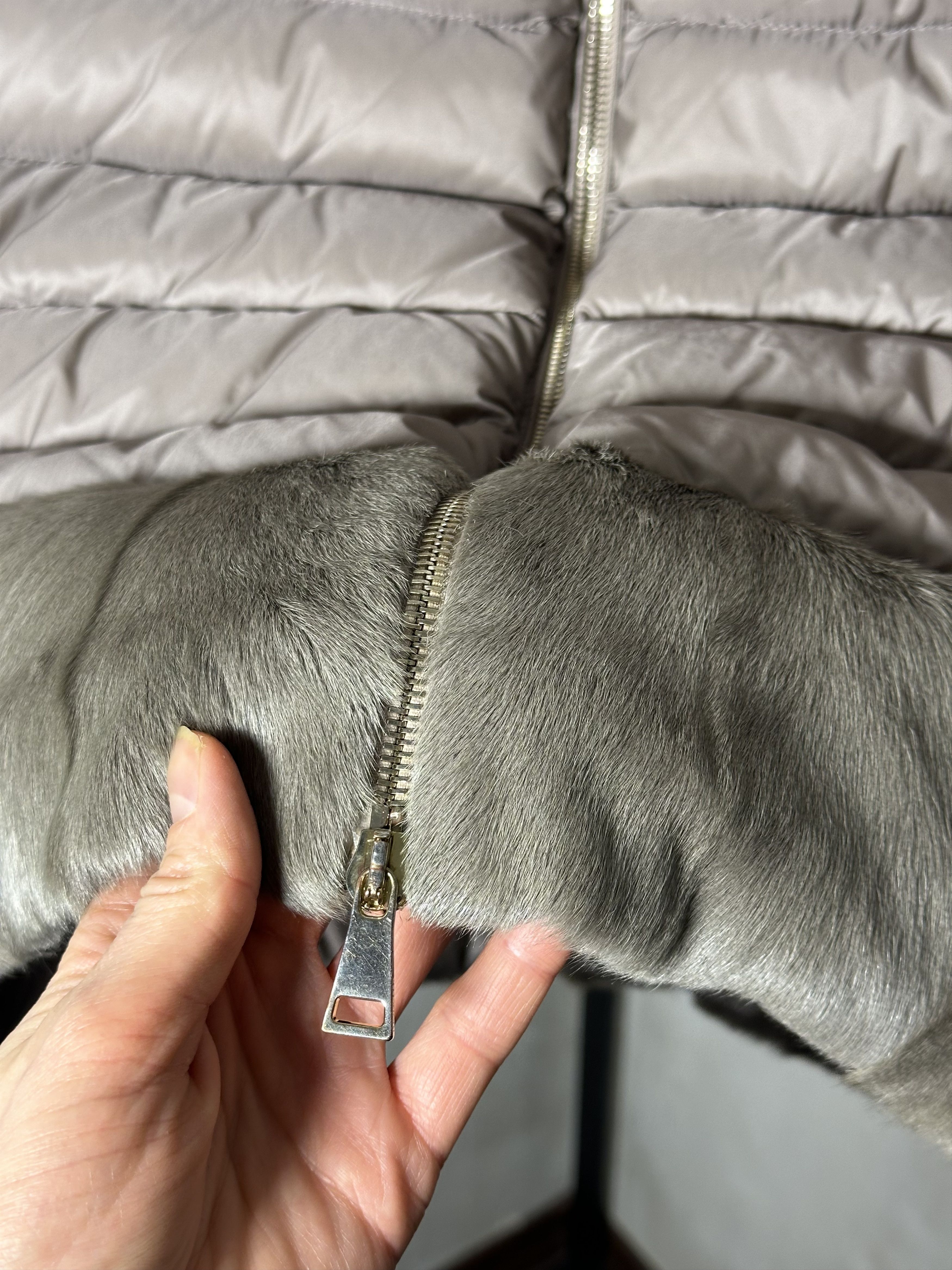 Moncler Moncler Dauphin Giubbotto Xiangao Lamb Down Jacket Size XS / US 0-2 / IT 36-38 - 4 Thumbnail
