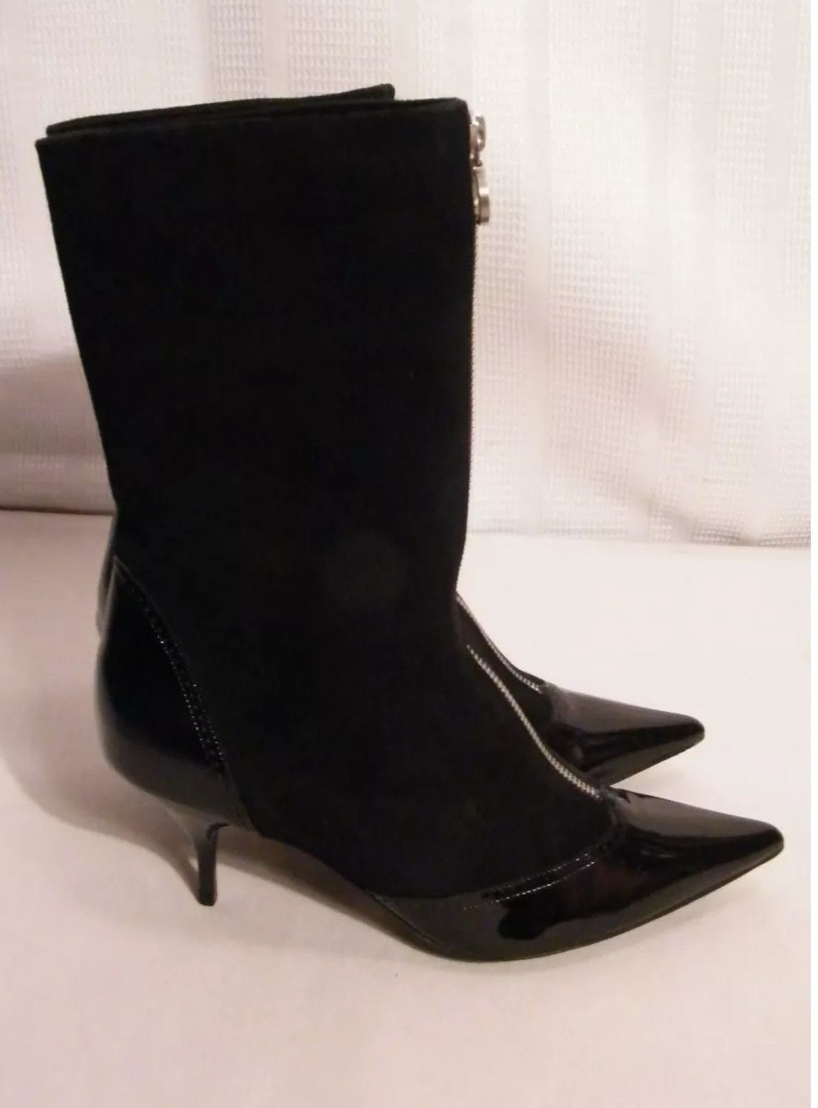 Marc Jacobs MARC JACOBS BLACK PATENT LEATHER BOOTS Size US 7 / IT 37 - 2 Thumbnail