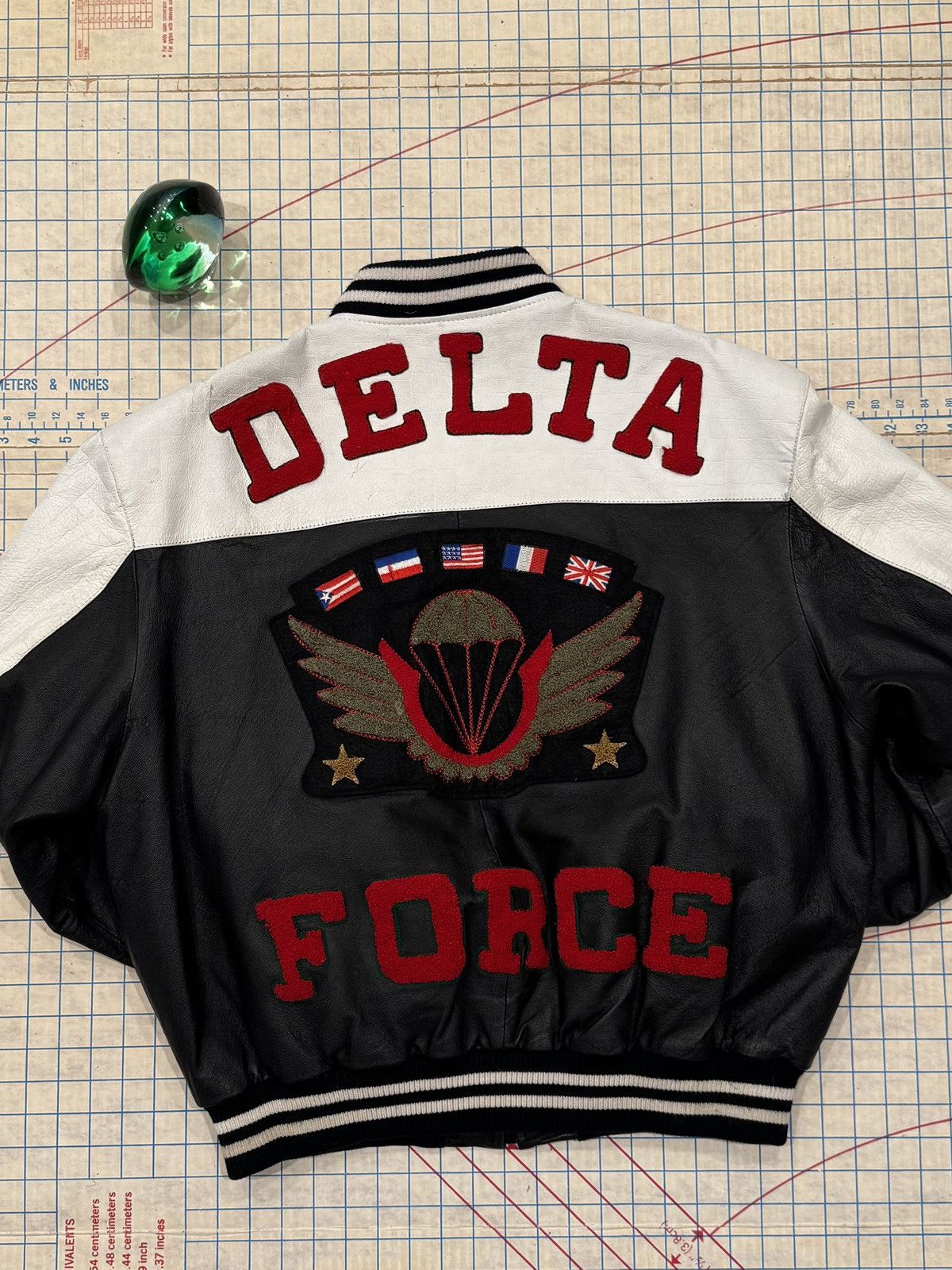 Vintage Vintage Alamos Delta Force Leather Bomber Jacket Mens SizeXL Size US XL / EU 56 / 4 - 2 Thumbnail