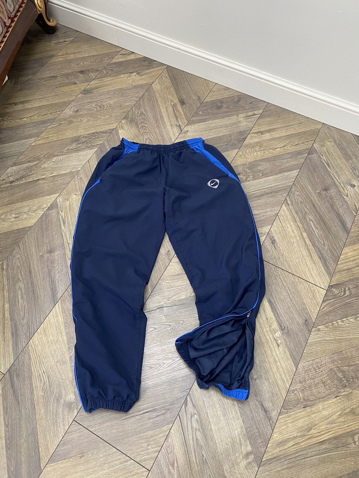 Nike × Vintage Vintage Nike Y2K baggy Nylon Pants Size US 32 / EU 48 - 8 Thumbnail