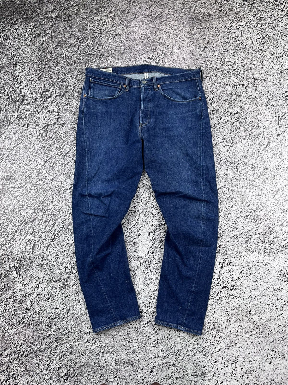 Levi's Vintage Levi's Engineered Vintage Twisted Jeans Size 34 Size US 34 / EU 50 - 1 Thumbnail
