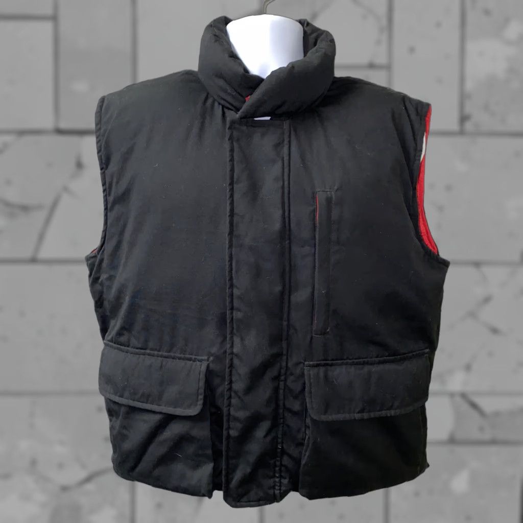 Vintage Cabela’s Brand Men Vest Down Filled Puffer Black/Red Polyester Blend Zip Full Size M Regular Size M Casual Size US M / EU 48-50 / 2 - 1 Thumbnail