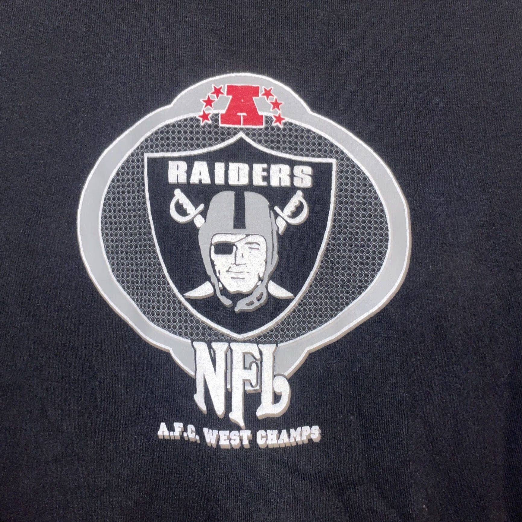 Vintage VINTAGE Oakland Raiders Journey to San Diego T Shirt Black 2XL Super Bowl XXXVII Men Short Sleeve 90s NFL Size US XXL / EU 58 / 5 - 3 Thumbnail