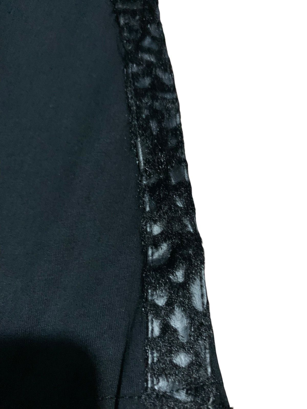 Armani × Armani Collezioni × Vintage Vintage Armani jeans fur trimmed tape longsleeve Size US L / EU 52-54 / 3 - 4 Thumbnail