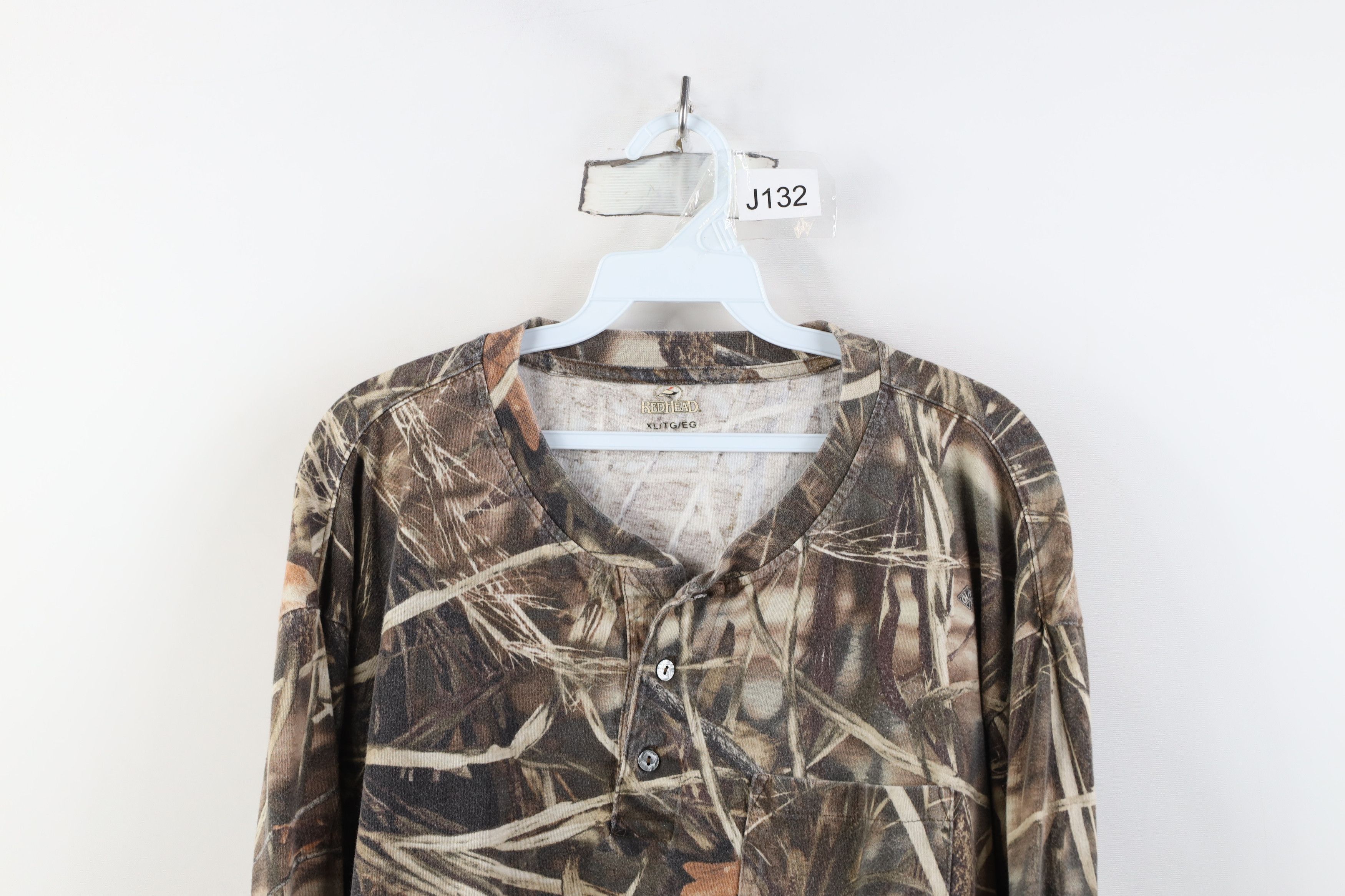 Vintage Vintage Y2K Streetwear Camouflage Long Sleeve Henley T-Shirt Size US XL / EU 56 / 4 - 2 Thumbnail