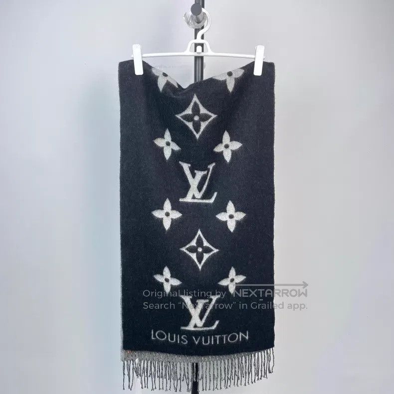 Louis Vuitton Louis Vuitton Black and grey full-print cashmere double-si Size ONE SIZE - 8 Thumbnail