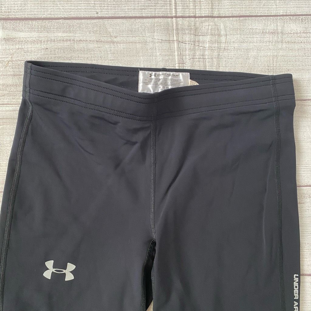 Under Armour Under Armour women M compression heatgear pull on capris leg Size 30" / US 8 / IT 44 - 3 Thumbnail